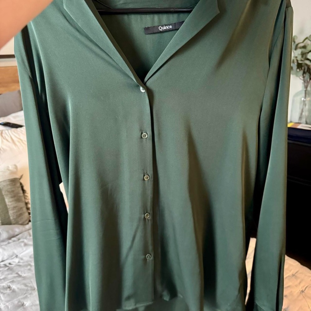 Quince Green Washable Stretch Silk Button Down Blouse Size Large